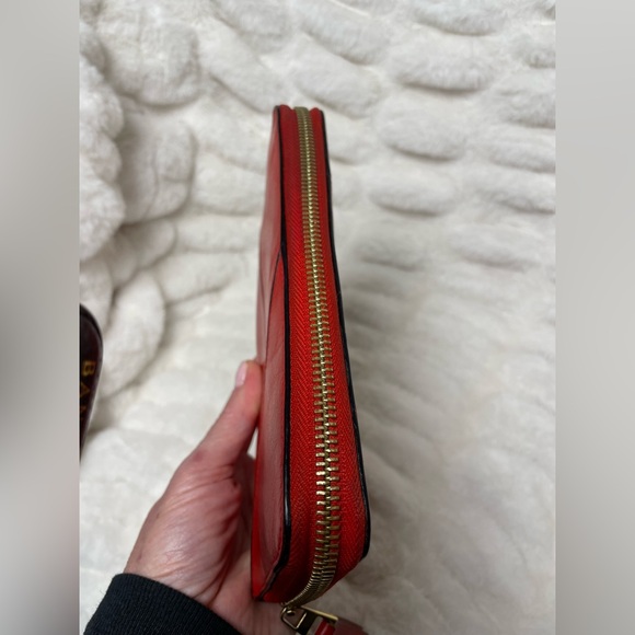 LOEWE RED LEATHER PUZZLE LONG ZIP WALLET - Picture 4 of 10